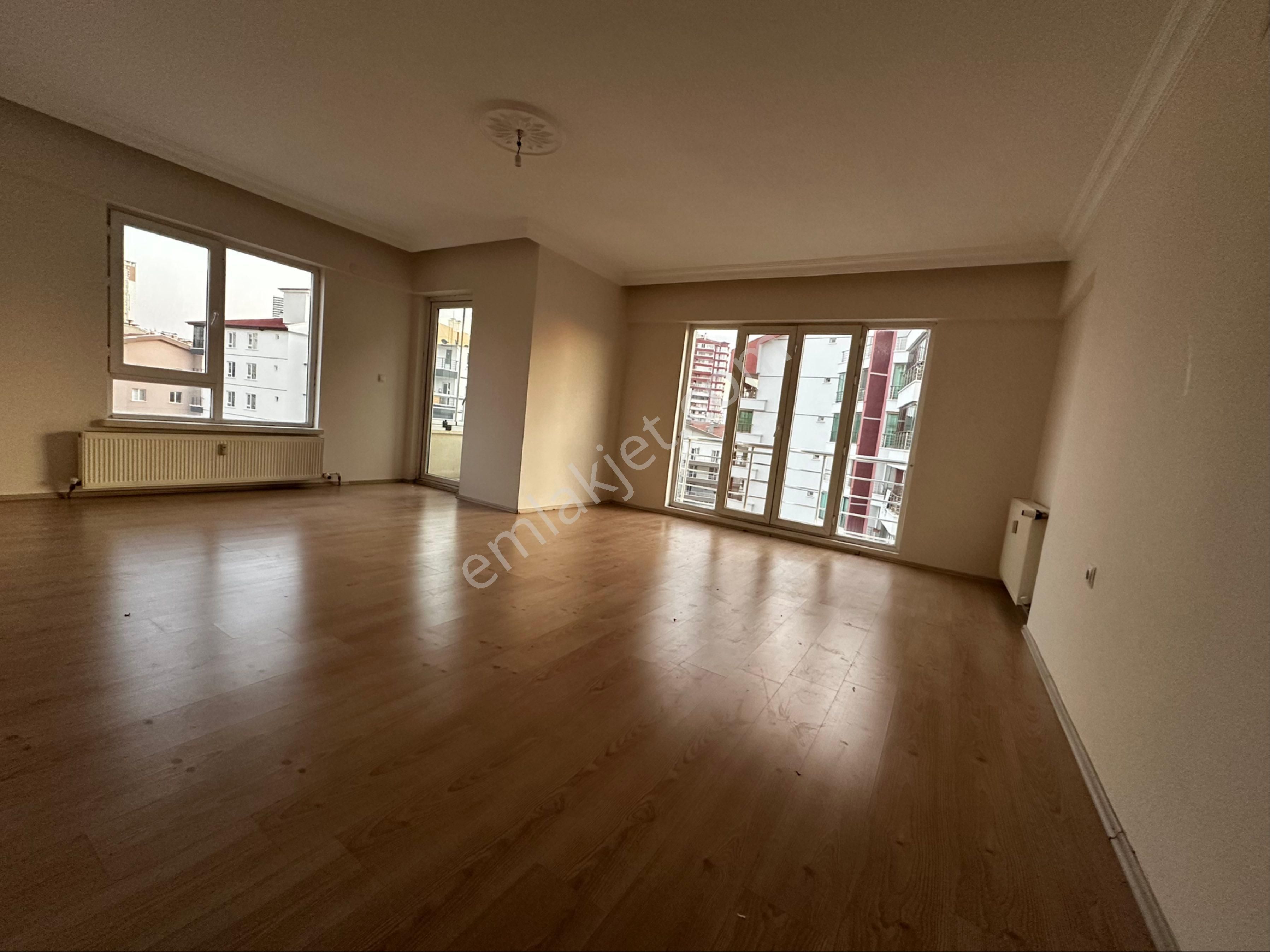 Mamak Durali Alıç’da 3+1 Kiralık Lüks Daire