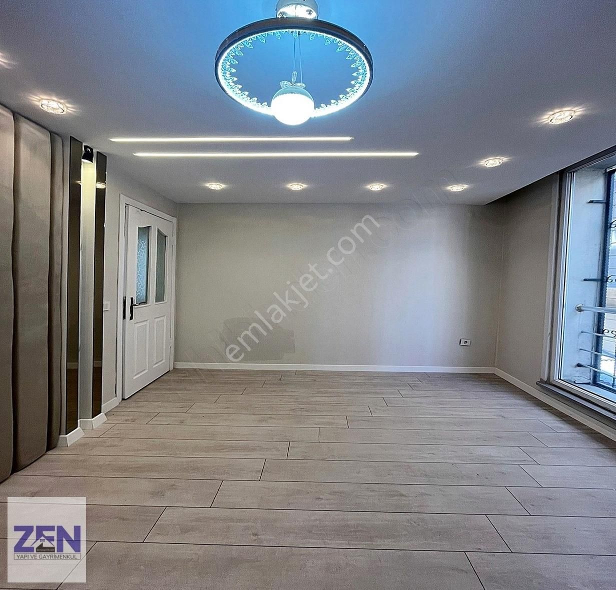 Krediye Uygun Merkezde İçi Full Dekorlu 2+1 Satılık Daire - Görsel 20