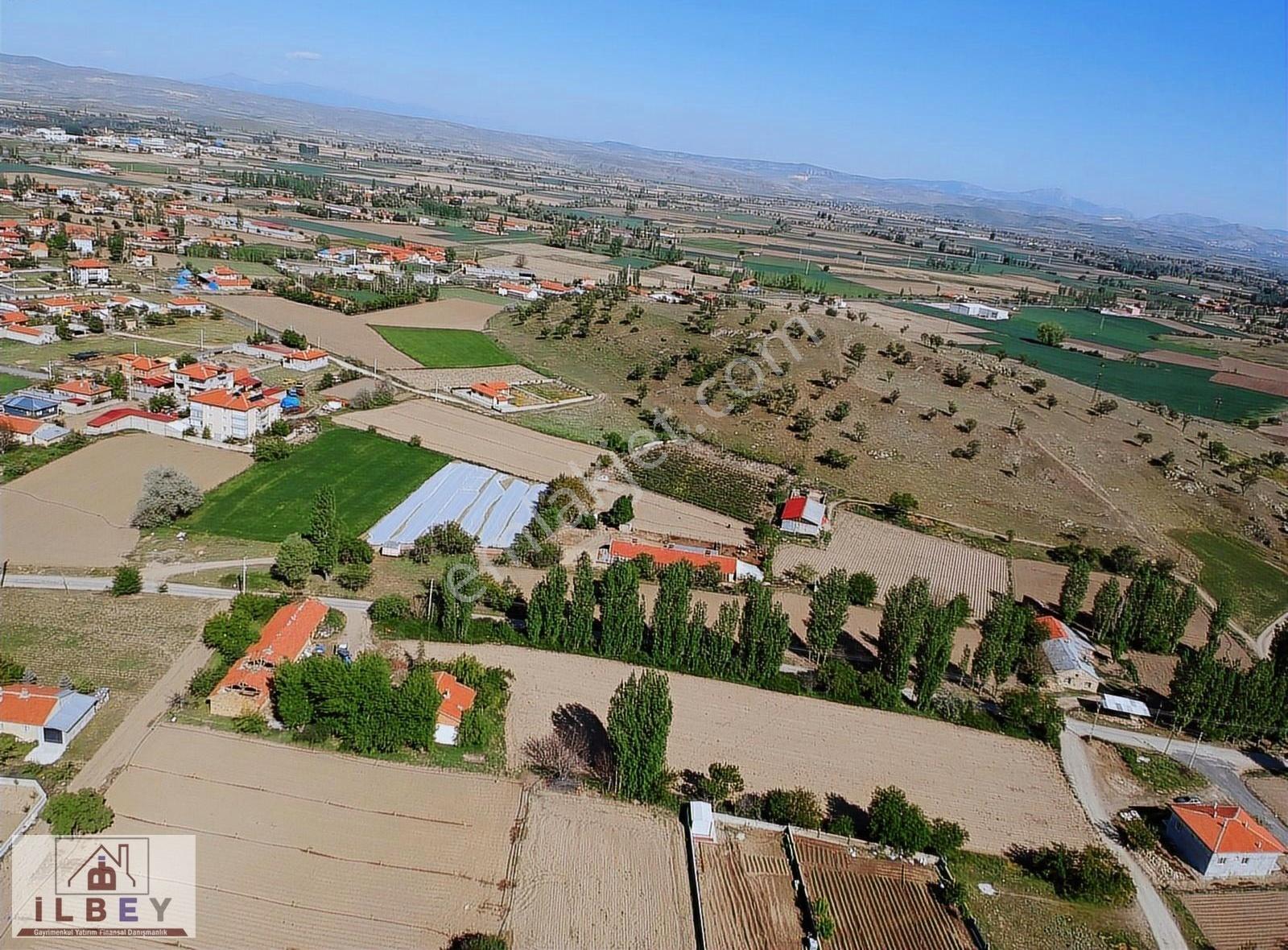 İlbey // Şuhut Merkez "zafer" Mahallesinde Satılık 1966 M² Arsa - Görsel 6