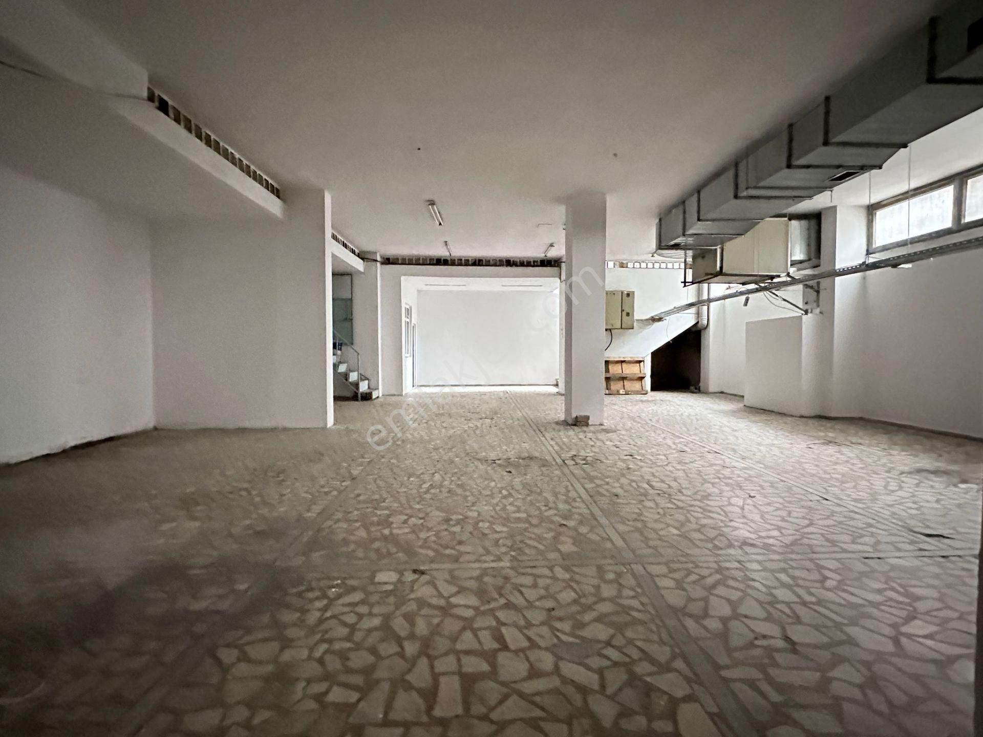 Bağcılar Güneşli Mahallesi Kiralık 450 M² Atölye İş Yeri