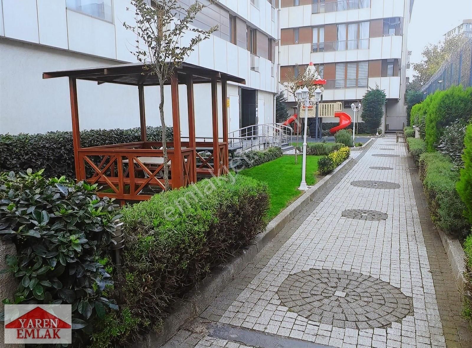 Yarenden Sofistanbul Sitesinde Ful Eşyalı 90m2 2+1 Daire