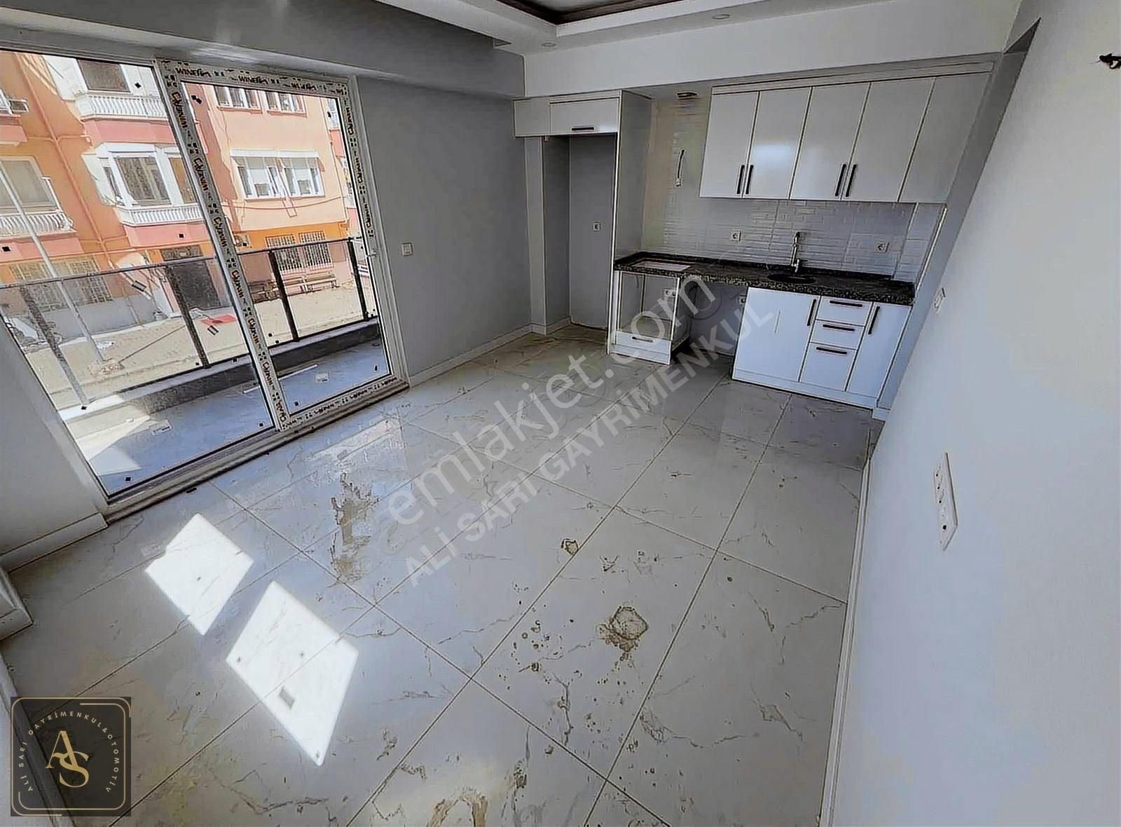 Ali Sarı Gayrimenkul'den Deniz Manzaralı Adliye Arkası Sıfır 1+1 - Görsel 2