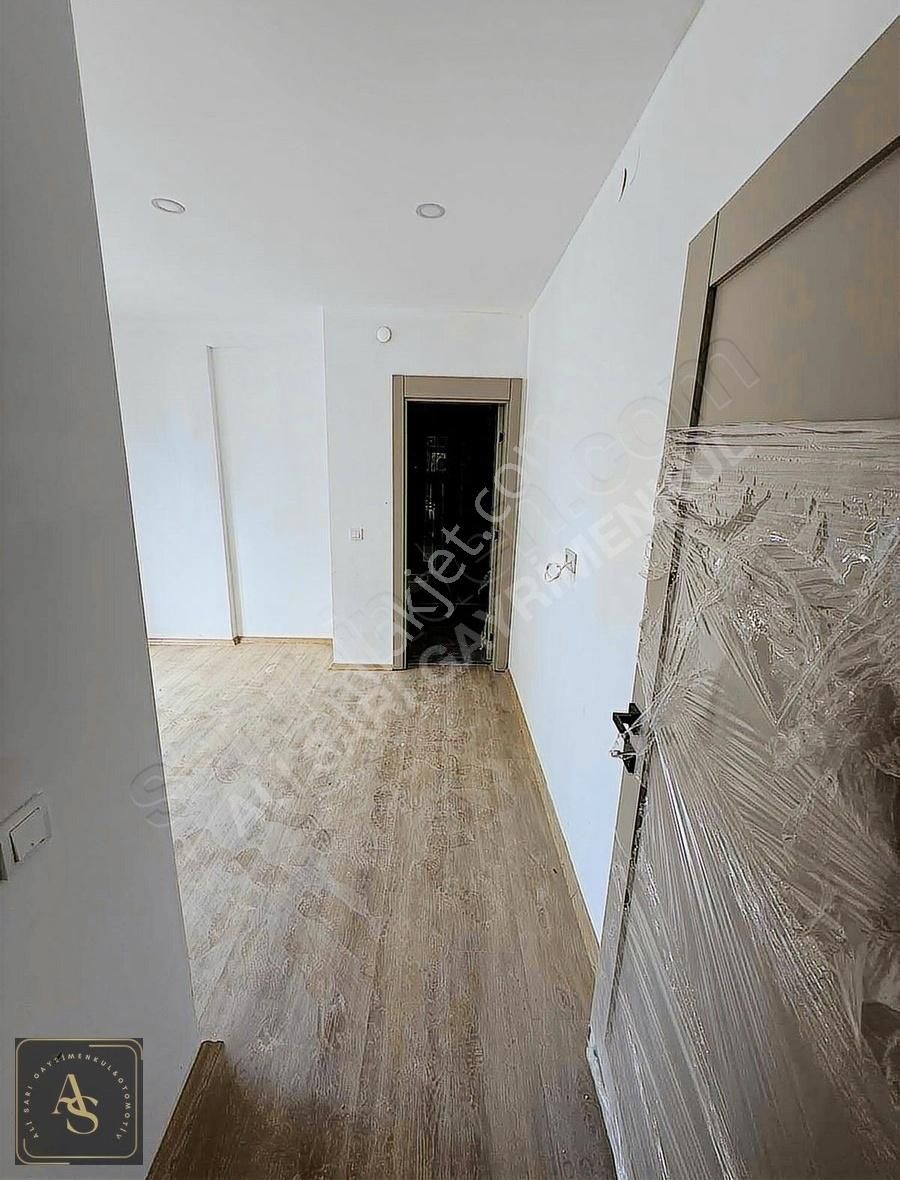 Ali Sarı Gayrimenkul'den Merkezde Havuzlu Ebeyn Banyo 3.kat 2+1 - Görsel 14