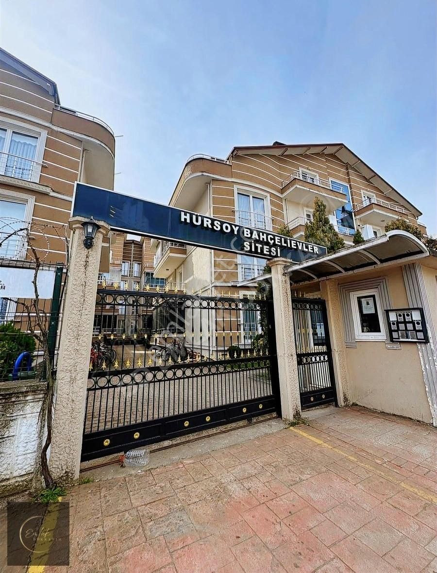 Hürsoy Bahçelievler Sitesi Arakat 3+1 Satılık Daire