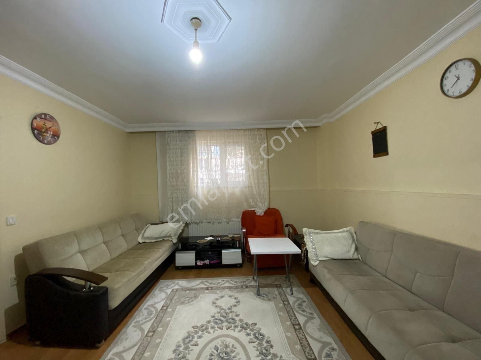 Bağcılar Kirazlı Mahallesi Satılık 2+1 Daire Krediye Uygun