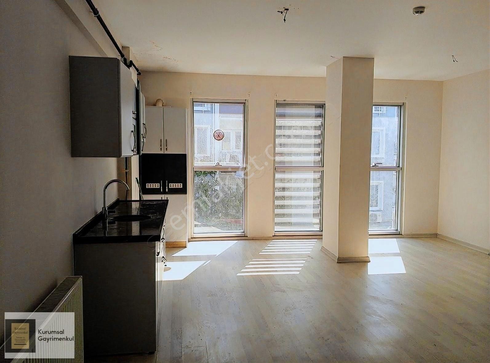 Fsm Saylık Plaza'da Kiralık 155 M2 Dubleks Teras Balkonlu Ofis
