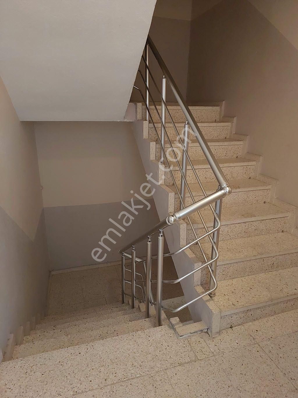 Bursa Demirtaş Barbaros Mh.de Acil Satılık Bahçeli 4katlı Müstakilev - Görsel 13