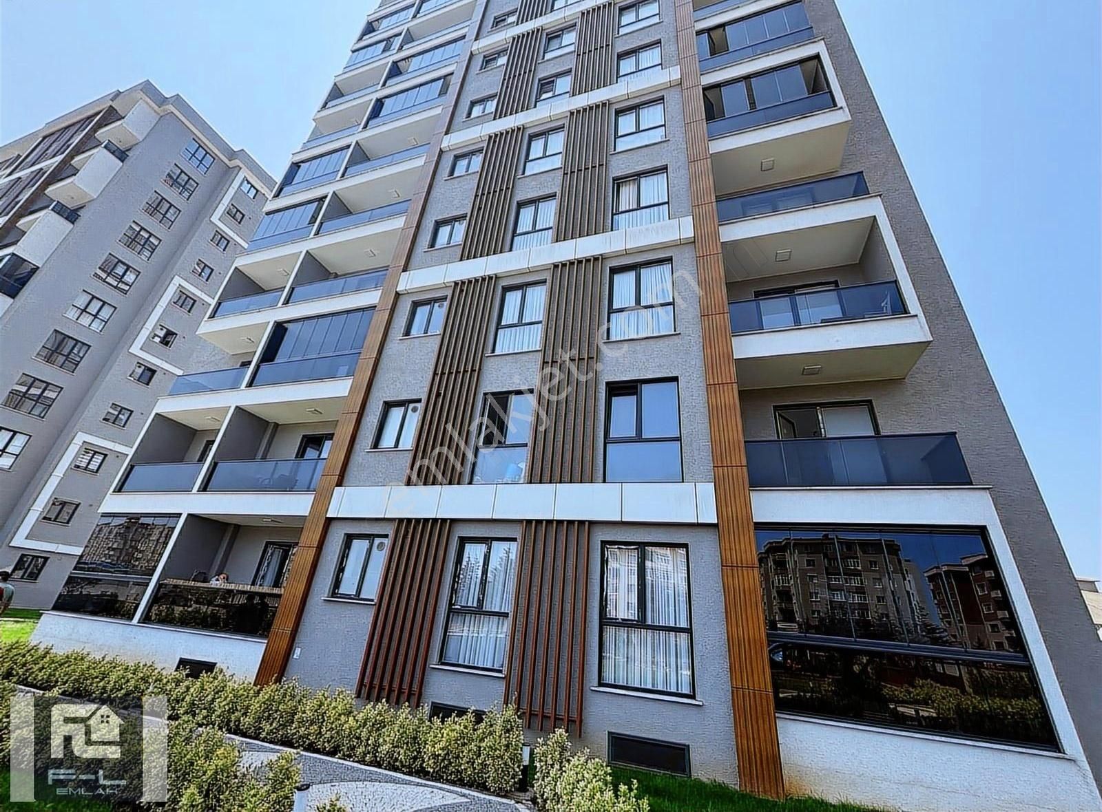 F-l Emlaktan Sancaktepe Blue Garden Sitesi 3+1 Manzaralı
