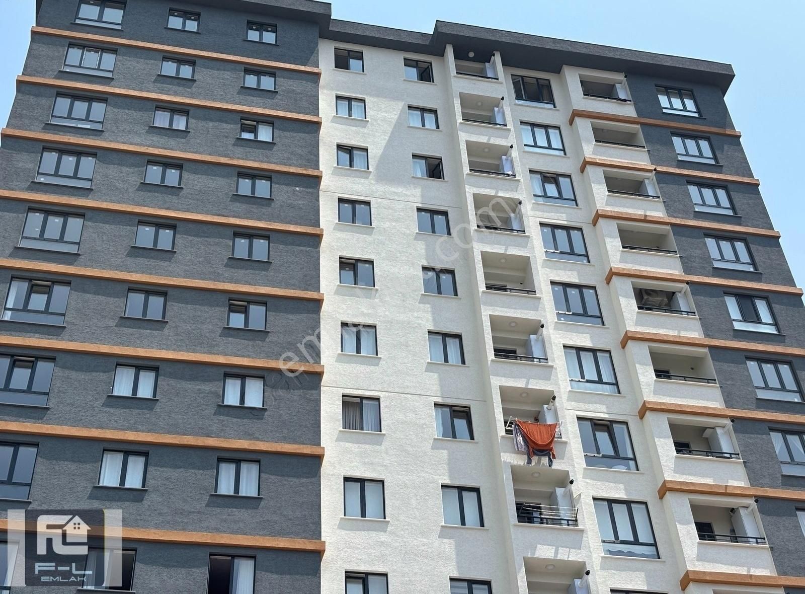 F-l Emlaktan Kartak Yakacık Adalar Panoroma Sitesinde 3+1 10.kat