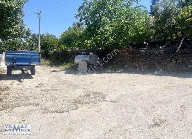 Fırsat ! Aliağa Karakuzu'da 684 M² Satılık Kargir Ev Ve Arsa - Görsel 8