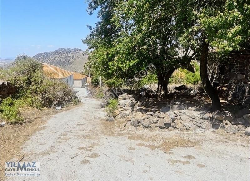 Fırsat ! Aliağa Karakuzu'da 684 M² Satılık Kargir Ev Ve Arsa - Görsel 22