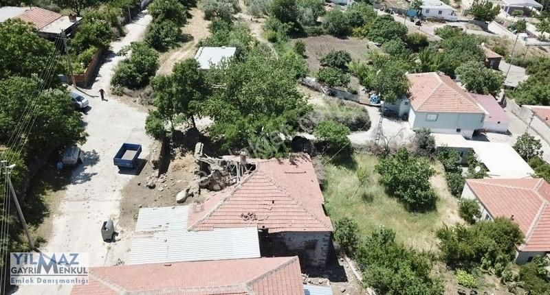 Fırsat ! Aliağa Karakuzu'da 684 M² Satılık Kargir Ev Ve Arsa - Görsel 13