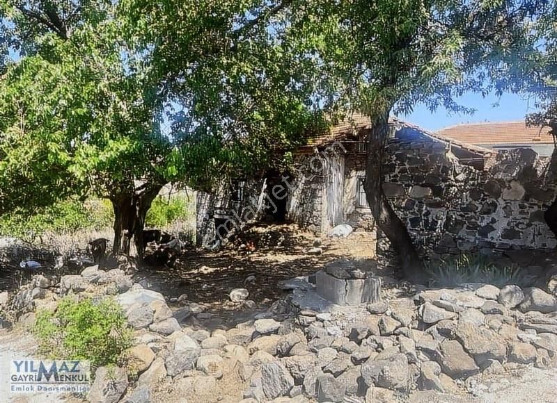 Fırsat ! Aliağa Karakuzu'da 684 M² Satılık Kargir Ev Ve Arsa - Görsel 24