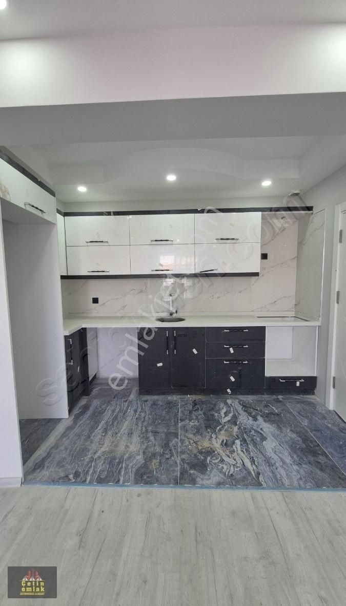 4+1 Acillkuşadası Tam Merkezde Ultura Lüks Dupleks Daire