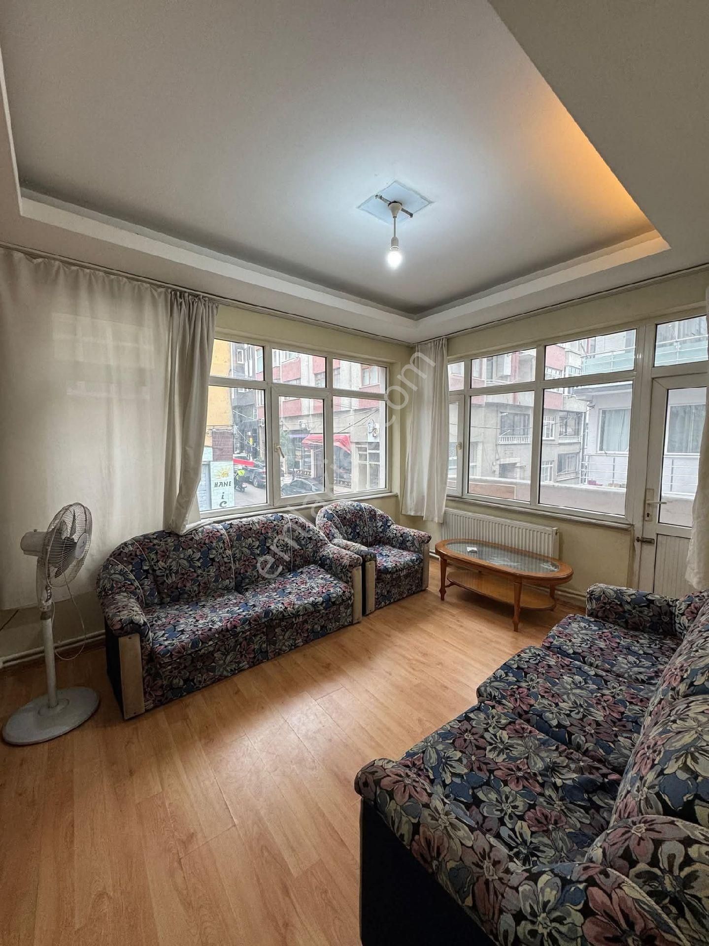 Samsun İlkadım Karadeniz Mahallesinde Şehir Merkezinde 2+1 Satılık Daire