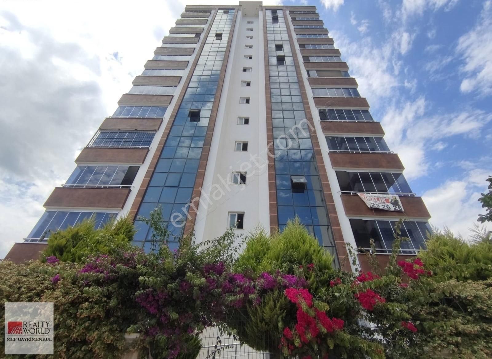 Rw Mef'den Mezitli Tece'de 2+1 Kiralık Doğalgazlı Havuzlu Daire