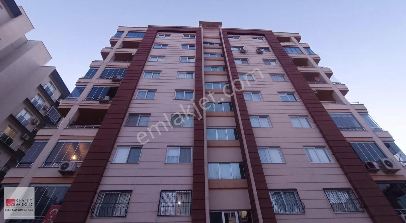 Rw Mef'ten Sayapark Civarı 2.çevreyolu Üzeri Satılık 2+1