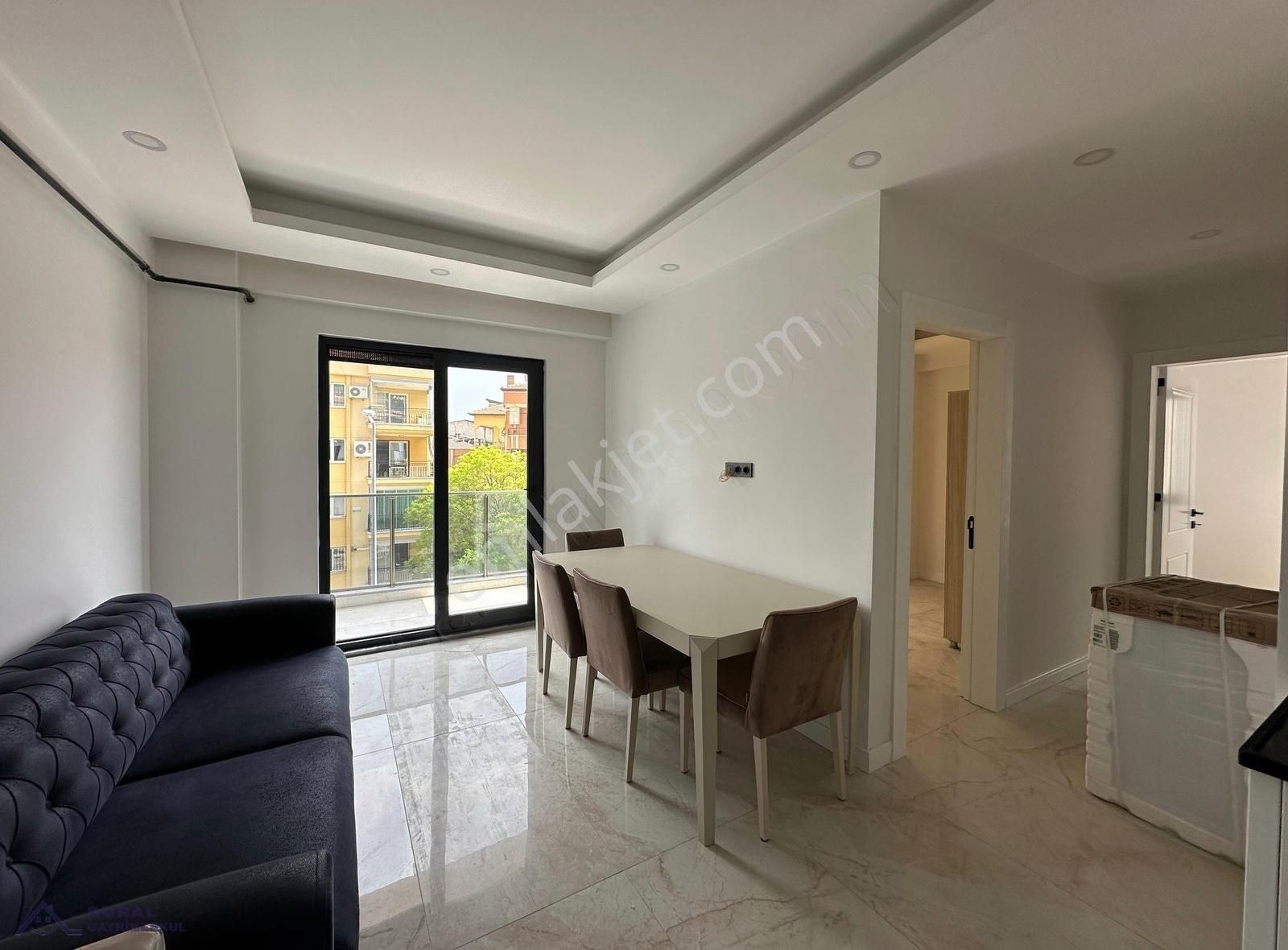Dur Al Gayrimenkulden Kınıklı Yunusemre Mah. 2+1 Apart
