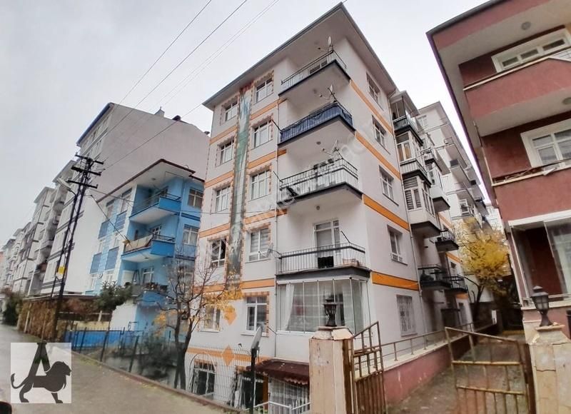 Yabancılara Uygun / Metro'ya 5 Dk / 1+1 Eşyalı Bahçe Kat