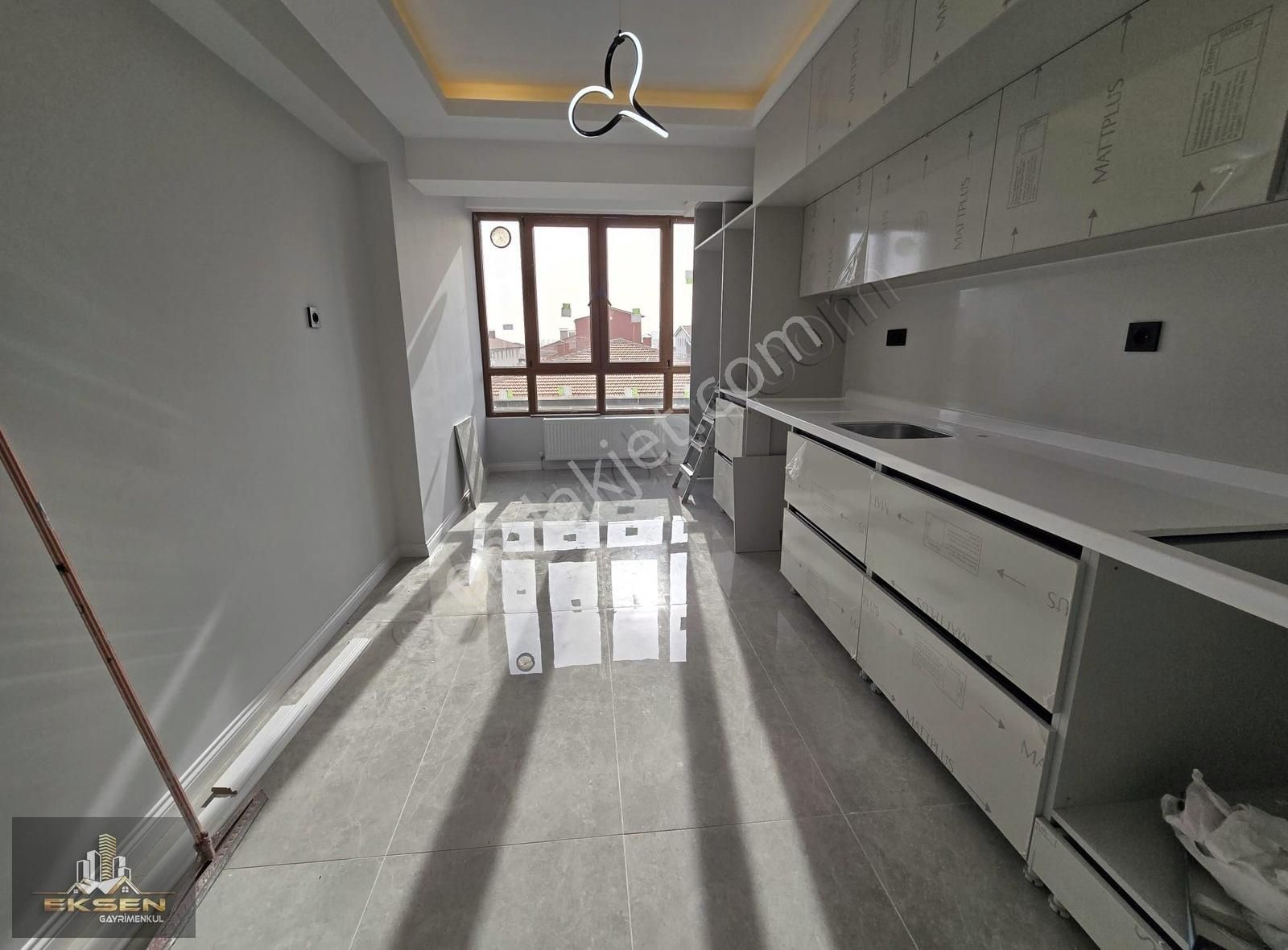 Celal Esat Arseven Caddesine Çok Yakın 3+1 Full Yapılı Masrafsız - Görsel 6