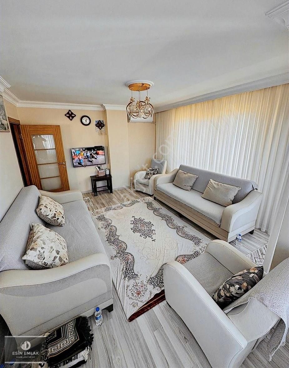 Çamçeşme Mah Balkonlu Geniş Temiz En Üst Kat 4+1 Satılık Dublex