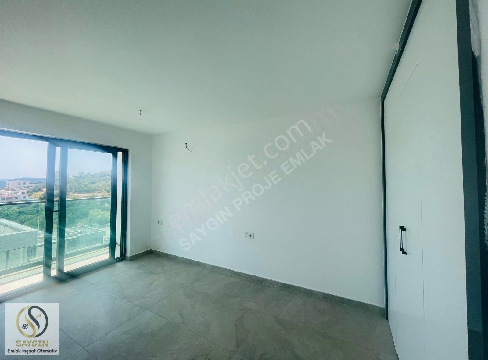Deniz Manzaralı, Özel Plajlı, Güvenlikli Site , 3 Banyolu Villa - Görsel 9
