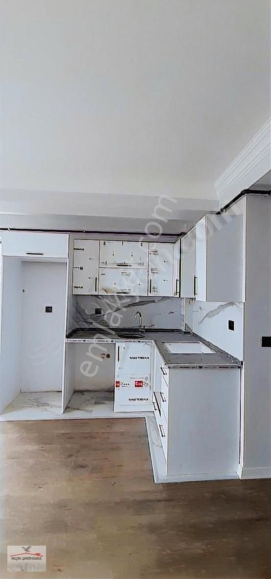 Atakum Yenimahalle De Lüks 1+1 Geniş Balkonlu Deniz Manzaralı