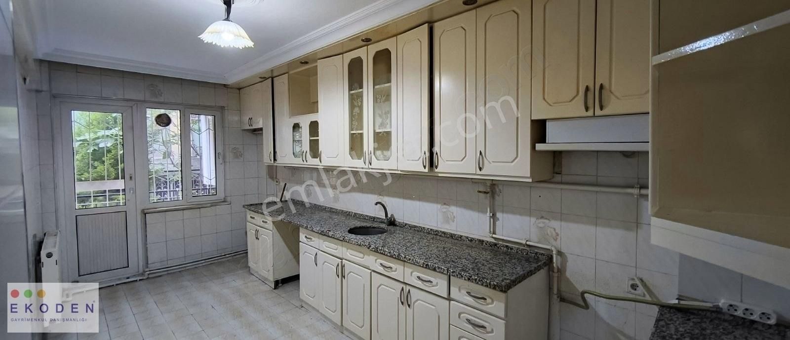 Kuşpınar Mahallesi Çarşamba Pazarı Yakını 4+1 Kiralık Daire