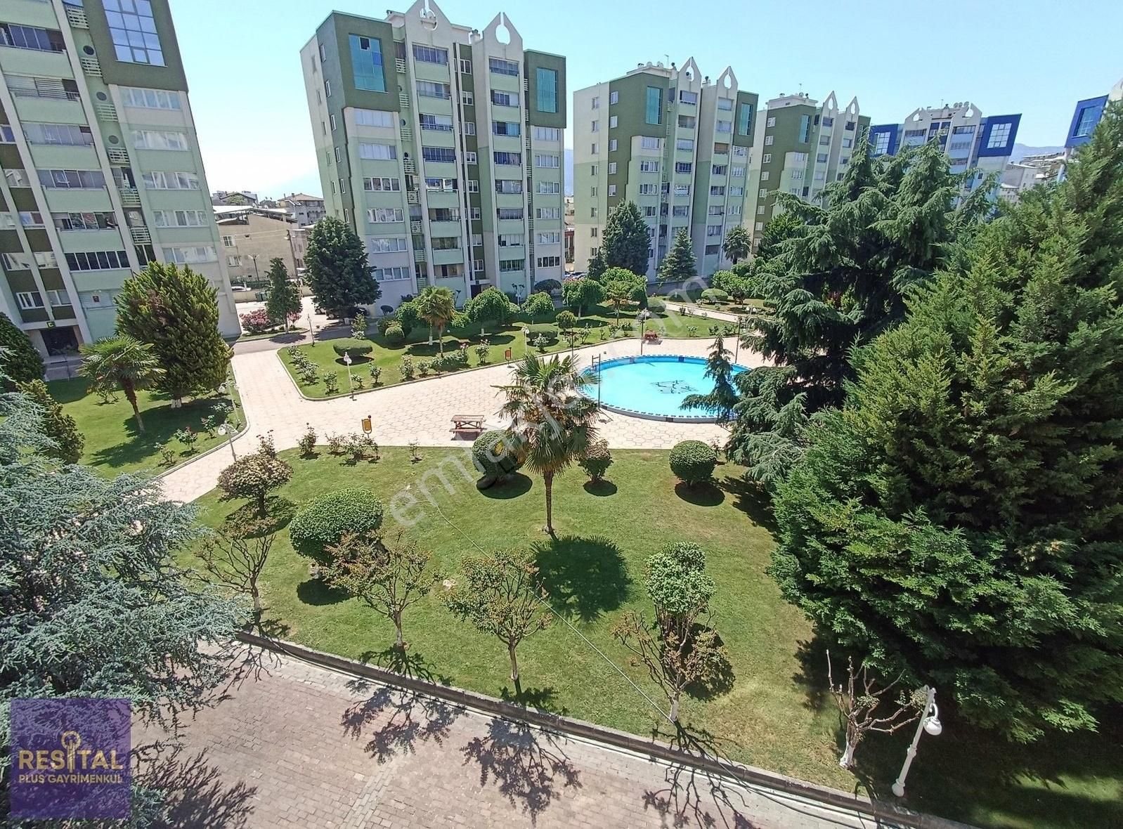 Nilüfer Gökkuşağı Evlerin'de 3+1 Arakat Satılık Daire