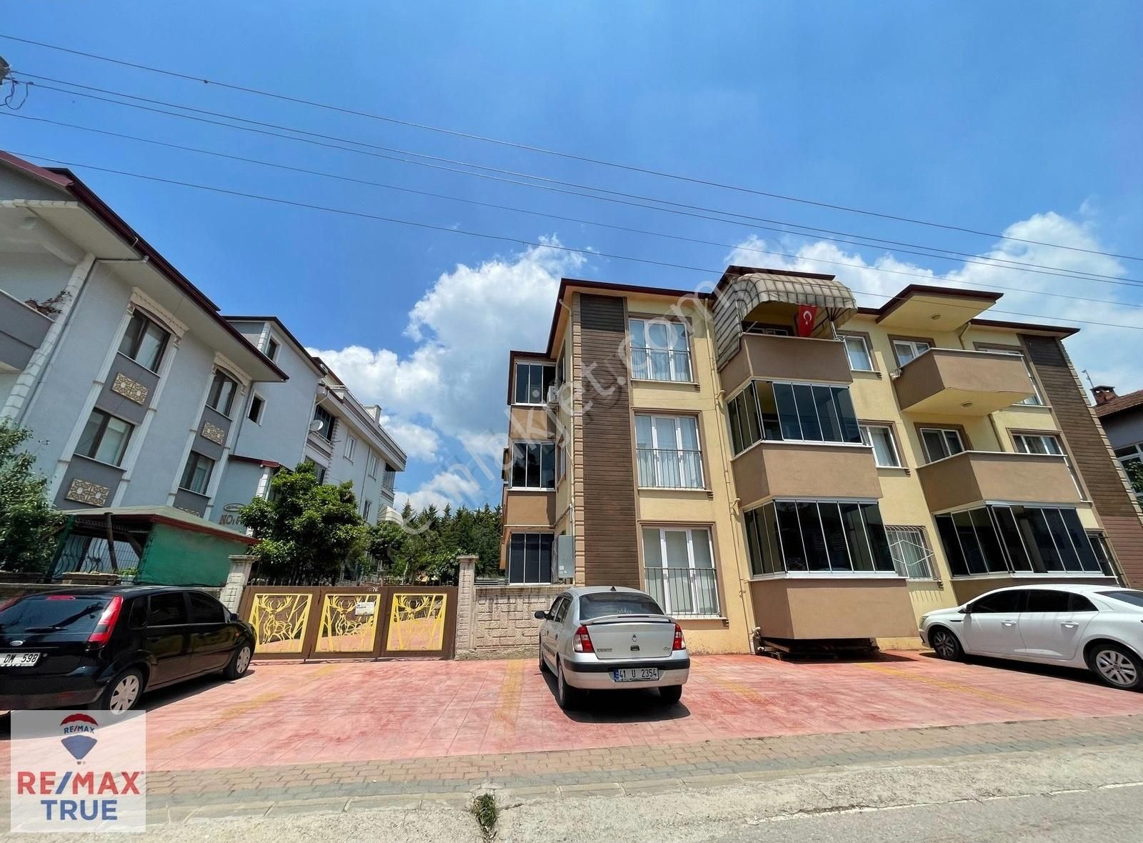 Sırrıpaşa Mahallesinde Merkezi Konumda 2+1 Daire Fırsatı!