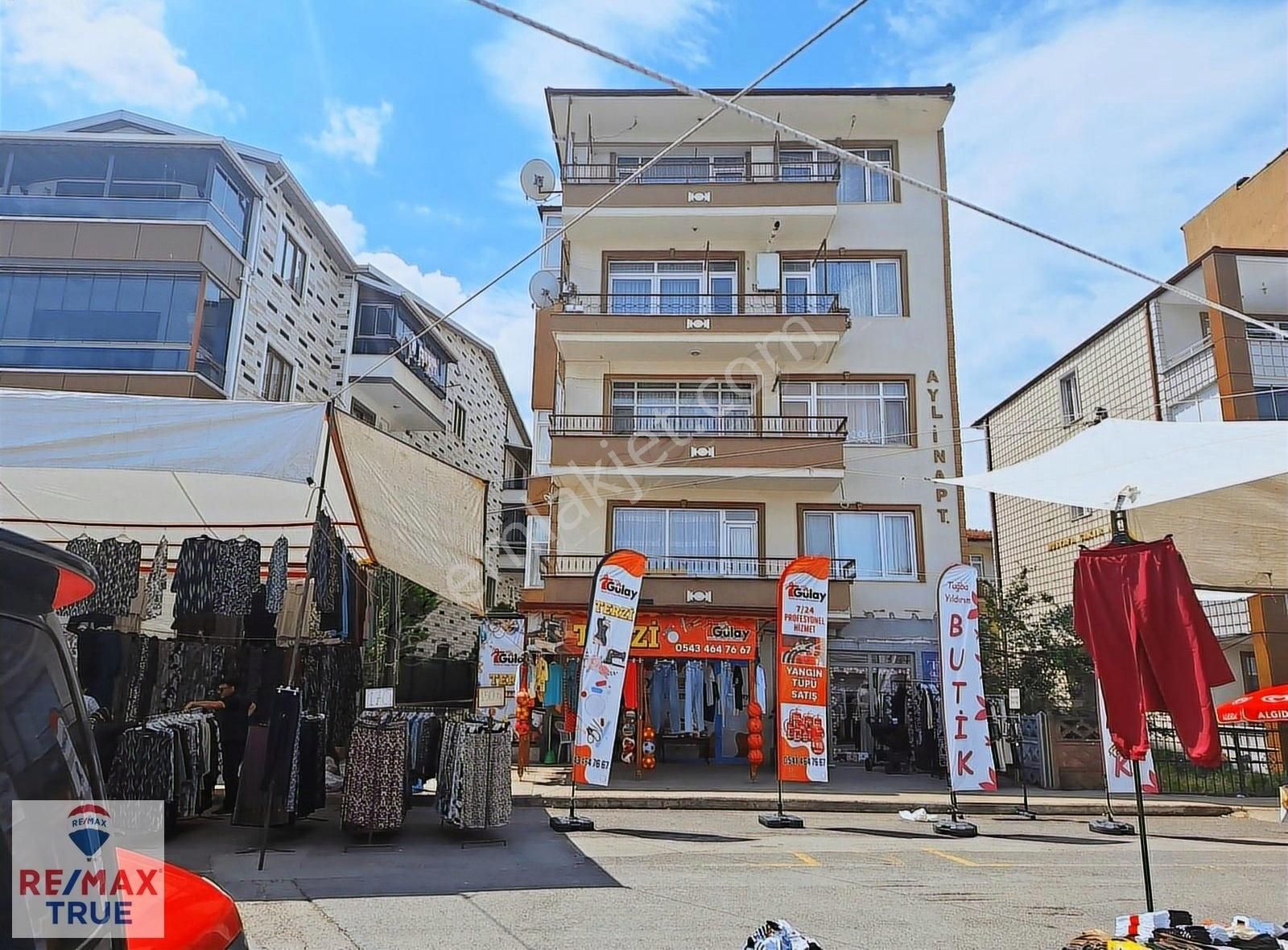 Halıdere Yalı Mah. 2+1 Arakat Satılık Daire