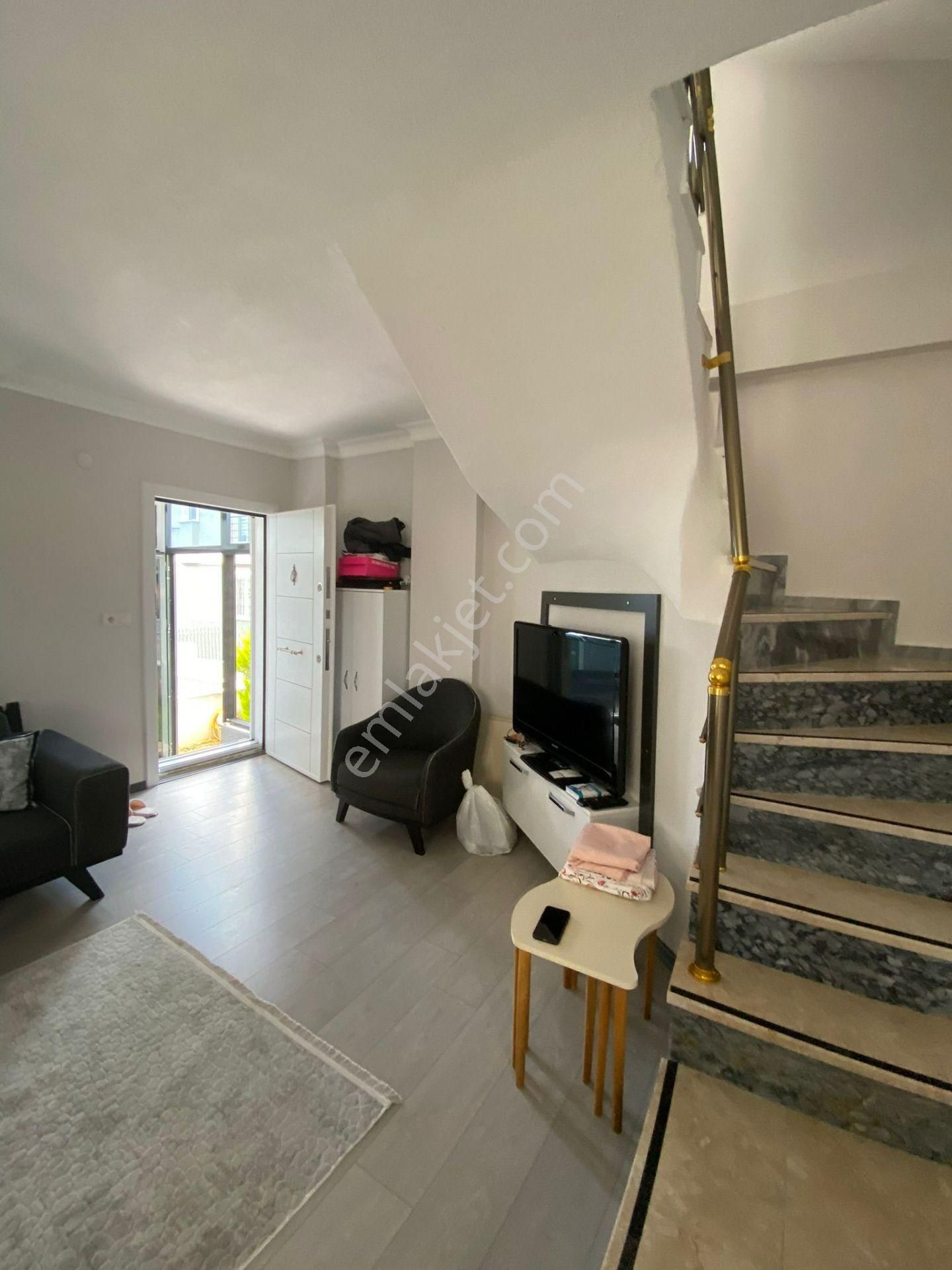 B-111 Marmara Ereğlisi Yeniçiftlik Mahallesi Satılık 3+1 Villa - Görsel 13