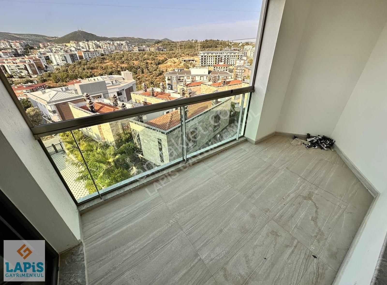 Manzaralı-premiyum Kalite-yerden Isıtma-doğalgaz-otopark-havuzlu - Görsel 26