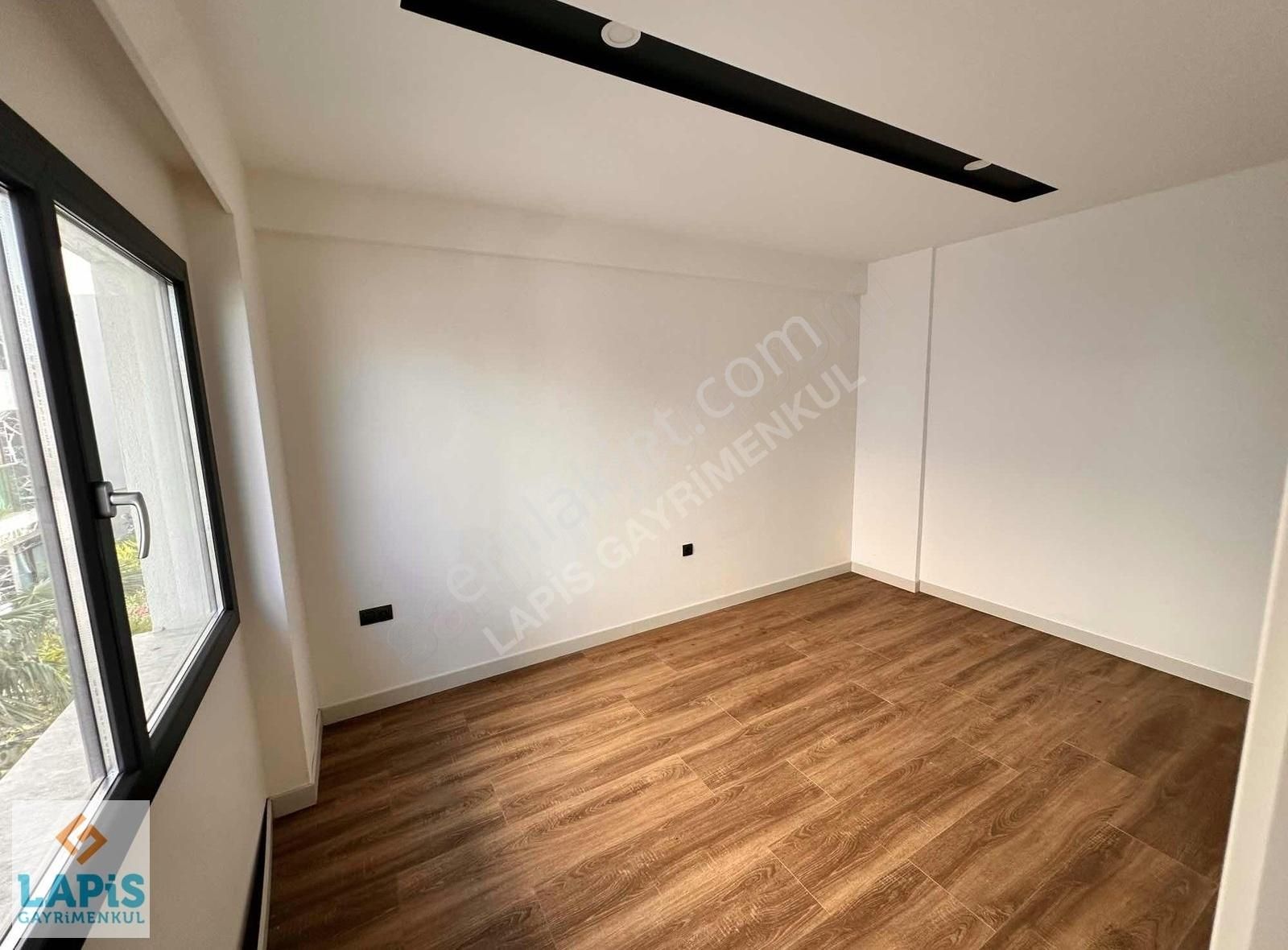 Manzaralı-premiyum Kalite-yerden Isıtma-doğalgaz-otopark-havuzlu - Görsel 19