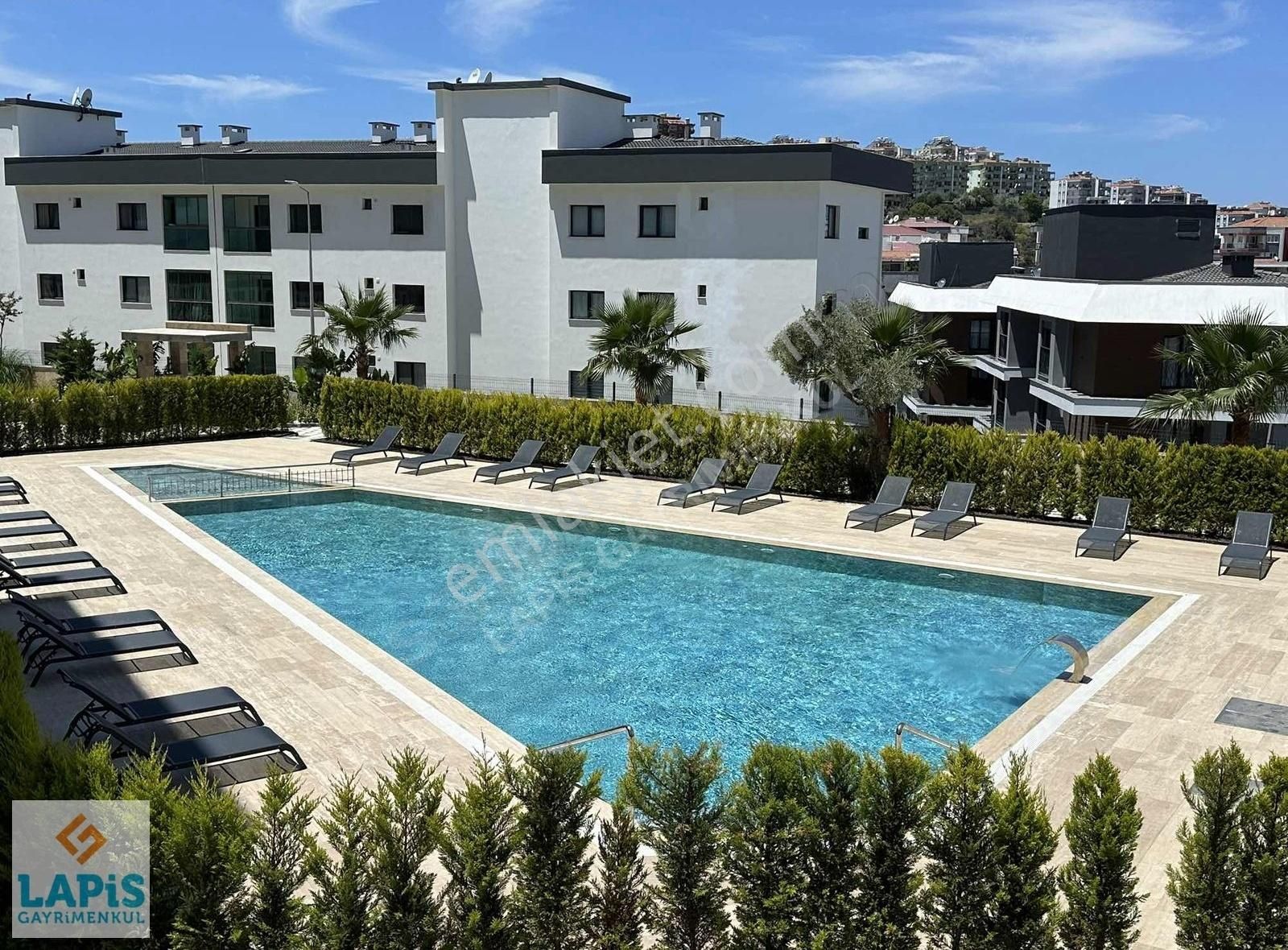 Manzaralı-premiyum Kalite-yerden Isıtma-doğalgaz-otopark-havuzlu - Görsel 27