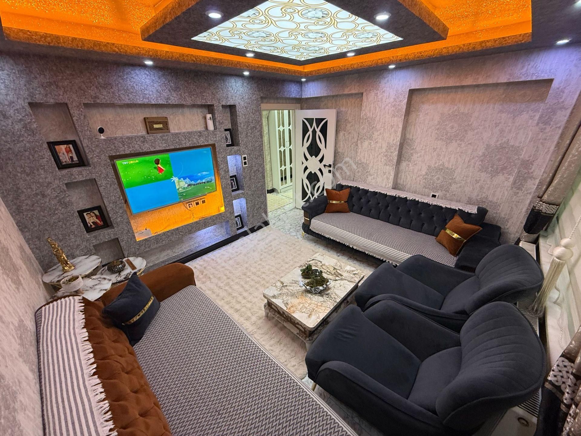 Sincan Akşemsettin Mah Ön Cephe Salon Bagımsız Satılık Daire