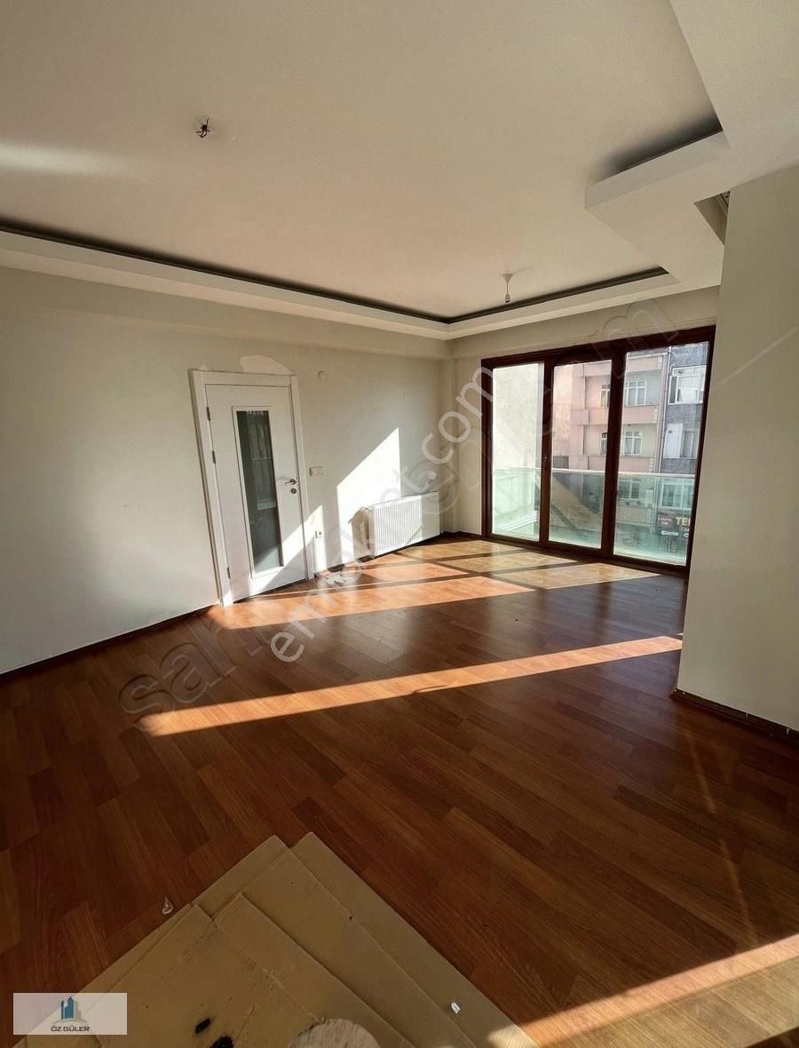 Öz Güler Gayrimenkul'den Tek Bloklu Sitede Satılık 3+1 Daire