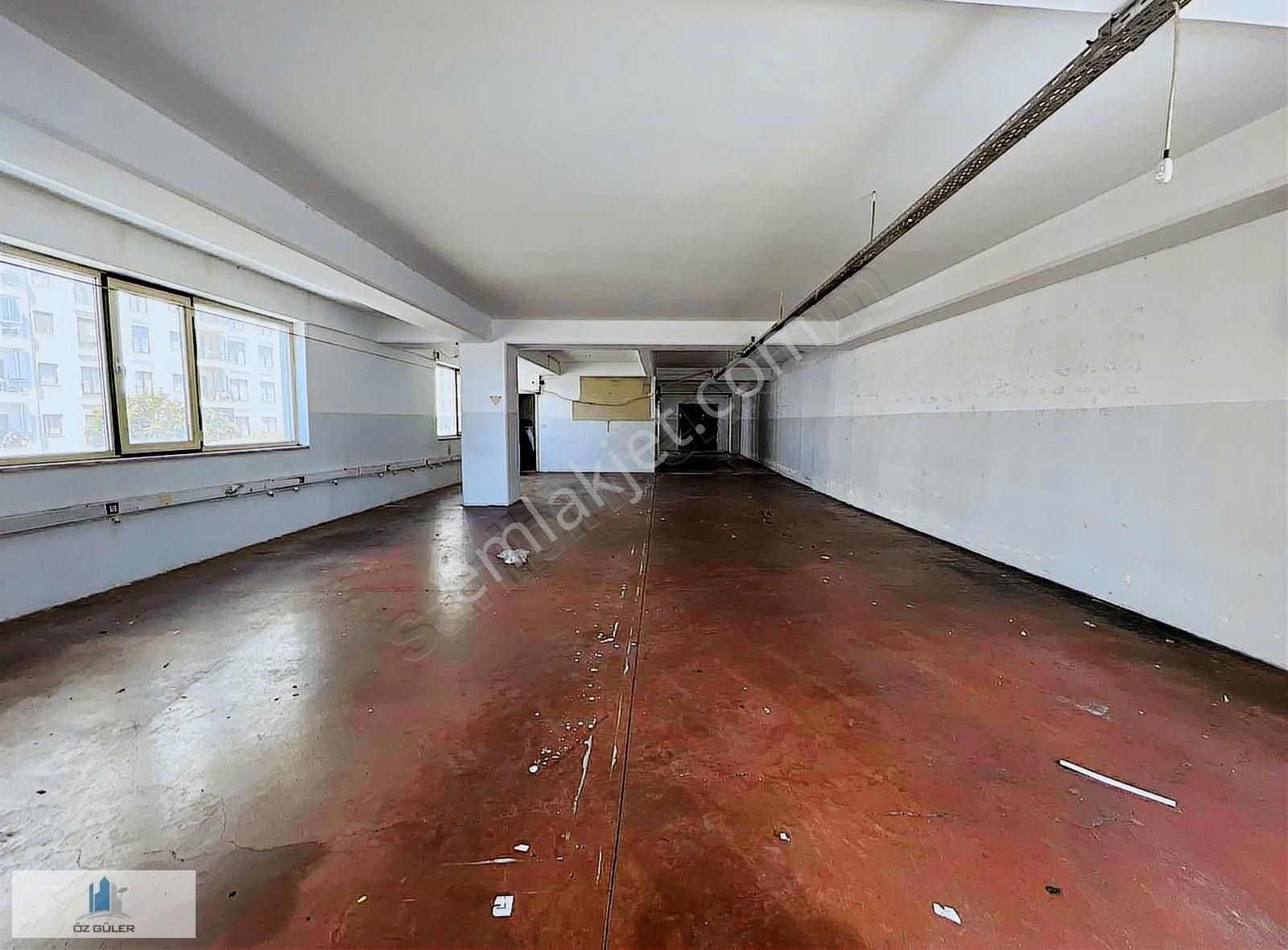 Öz Güler Gayrimenkul'den İş Hanı İçerisinde Kiralık Dükkan