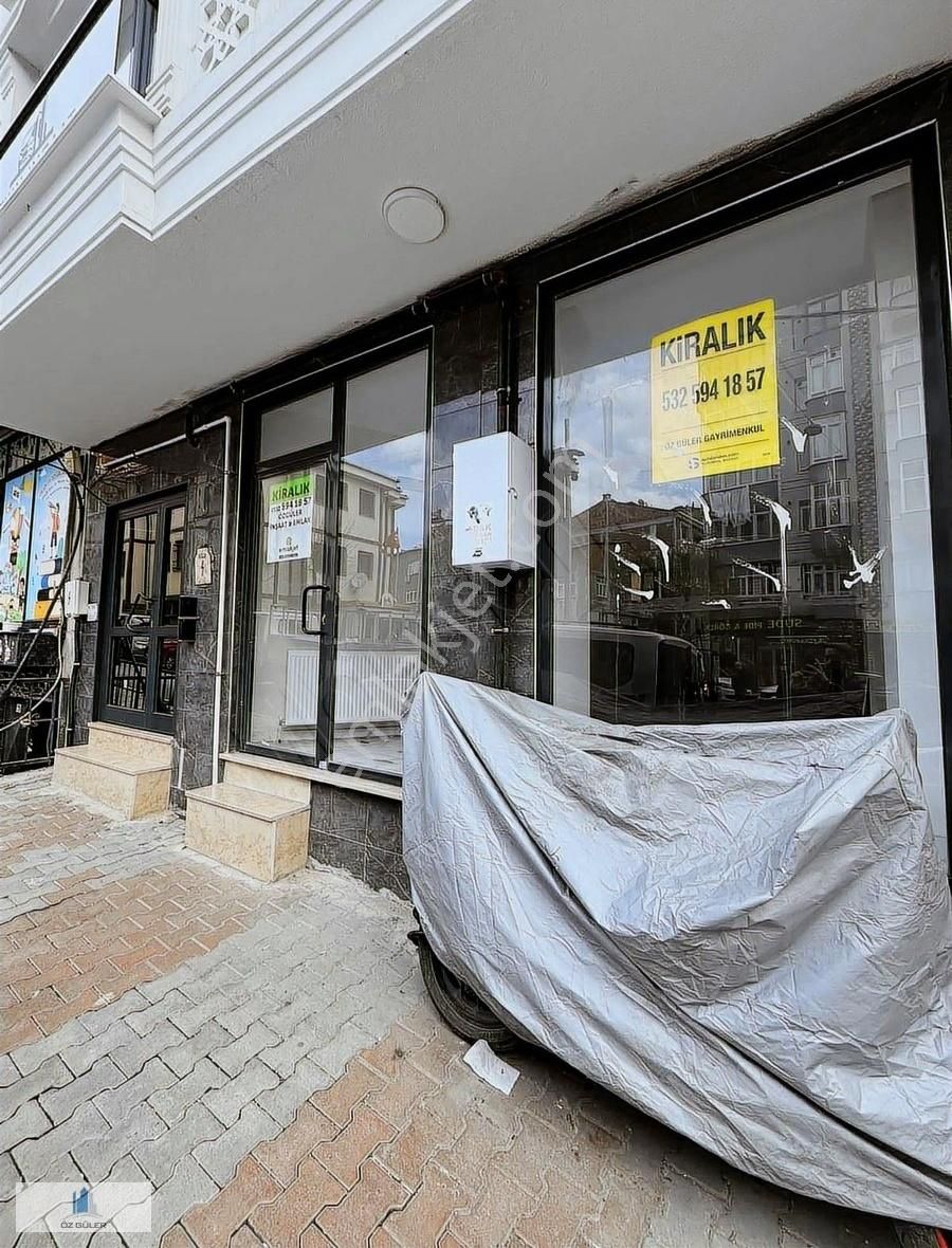 Öz Güler'den Merkezi Konum Giriş Kat Depolu Kiralık Dükkan
