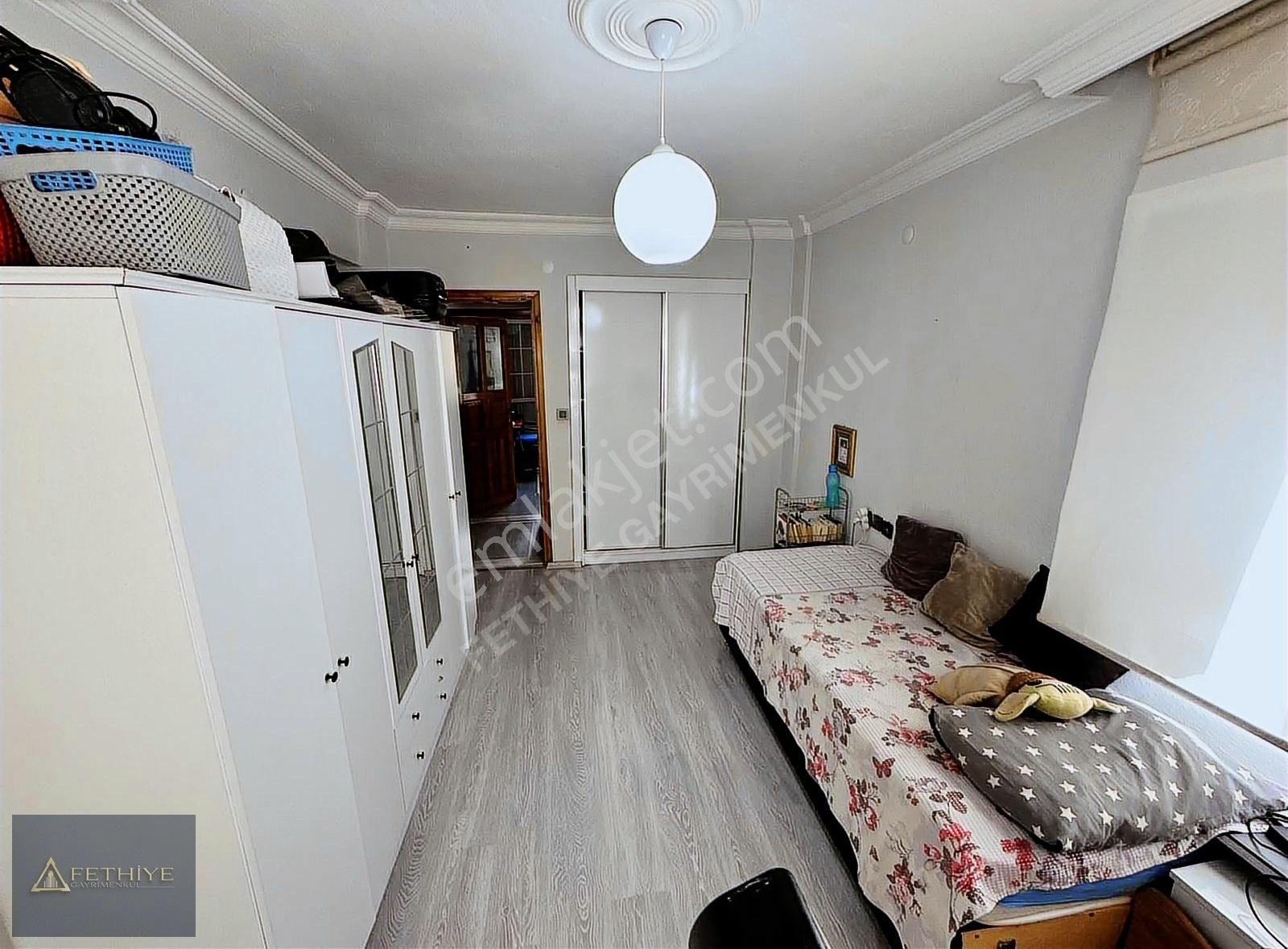 Fethiye Gayrimenkulden Baha Şıkmanda Satılık 3+1 Giriş Kat Daire