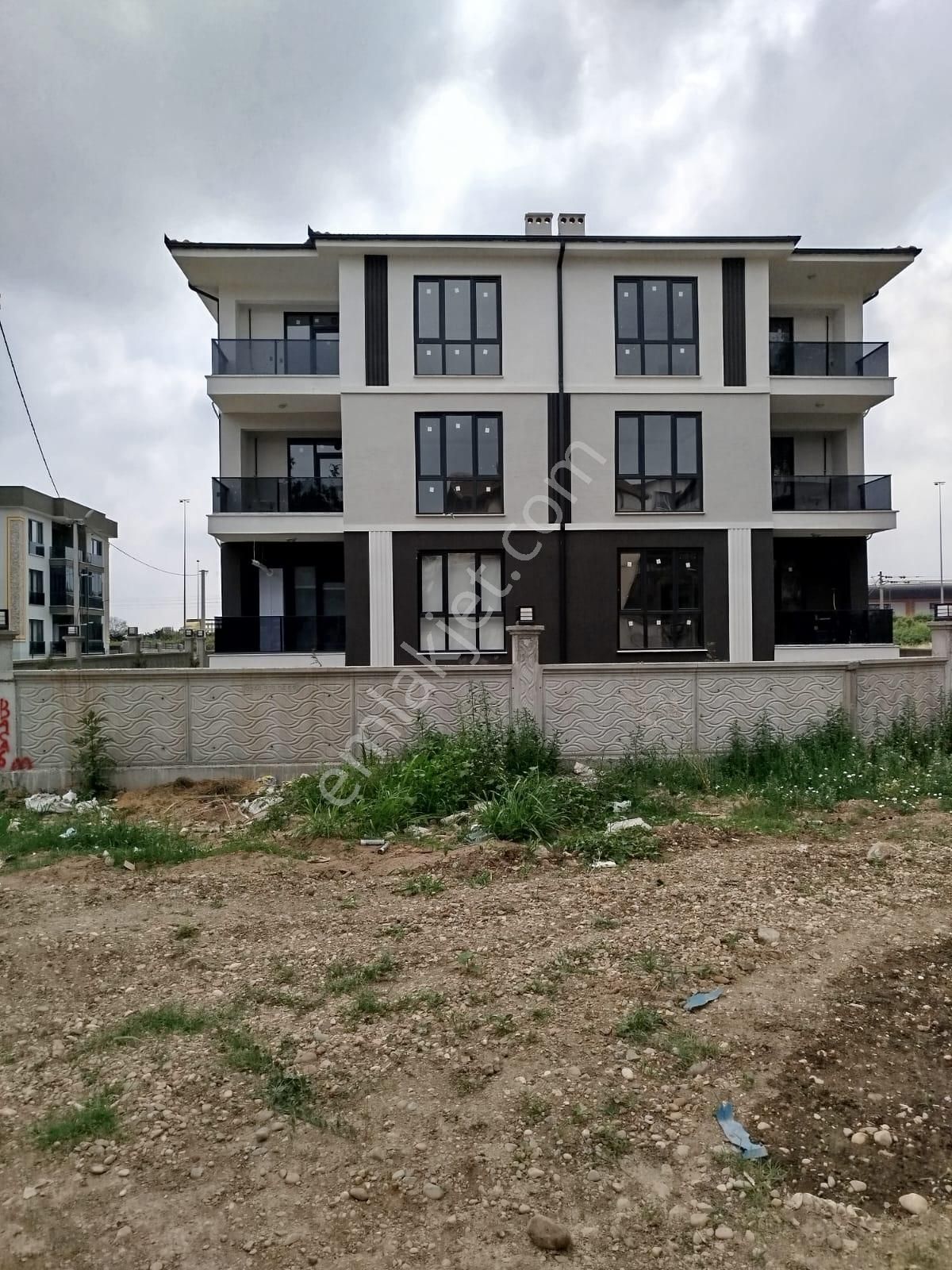 Alp Gayrimenkulden Satılık 2+1 Üst Kat Daire