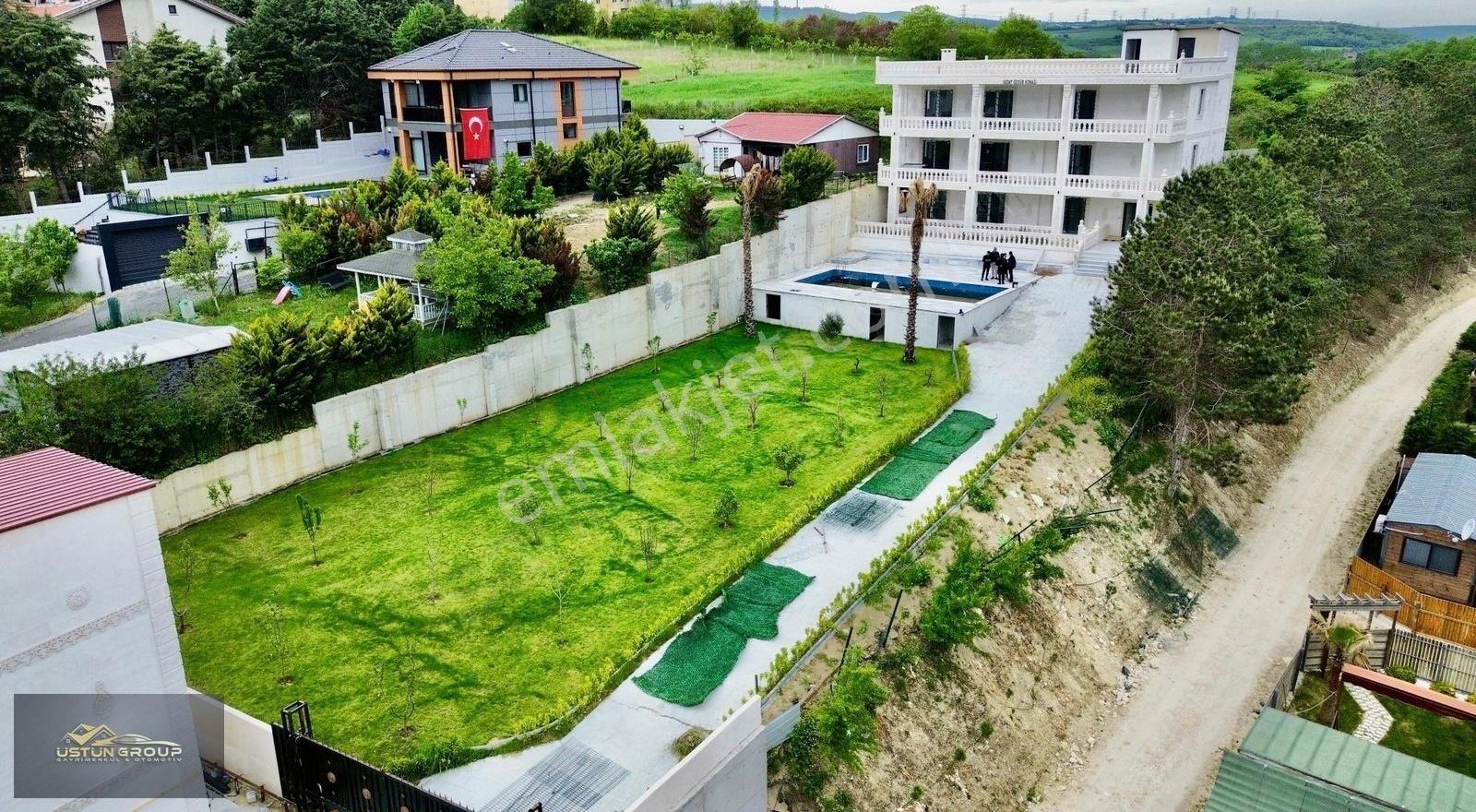 Üstün Group Gayrimenkul'den Kiralık Malikane