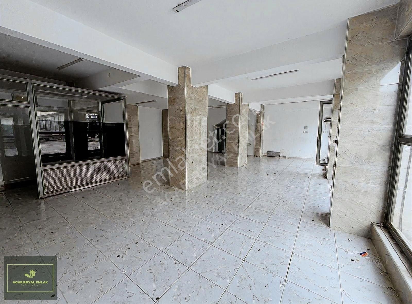 Royal'den Orhangazi Caddesinde Kiralık Dükkan/ofis