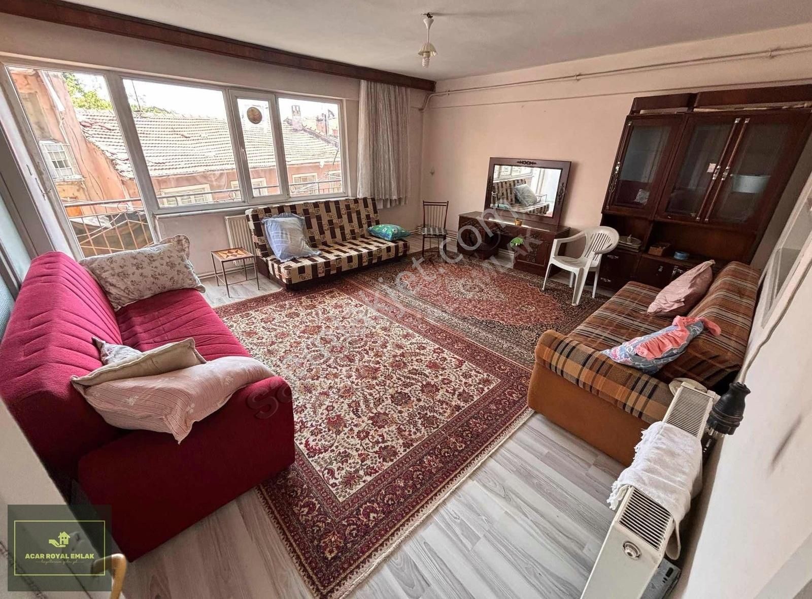 Royal'den Arakat Acill Eşyalı Satılık 3+1 Daire