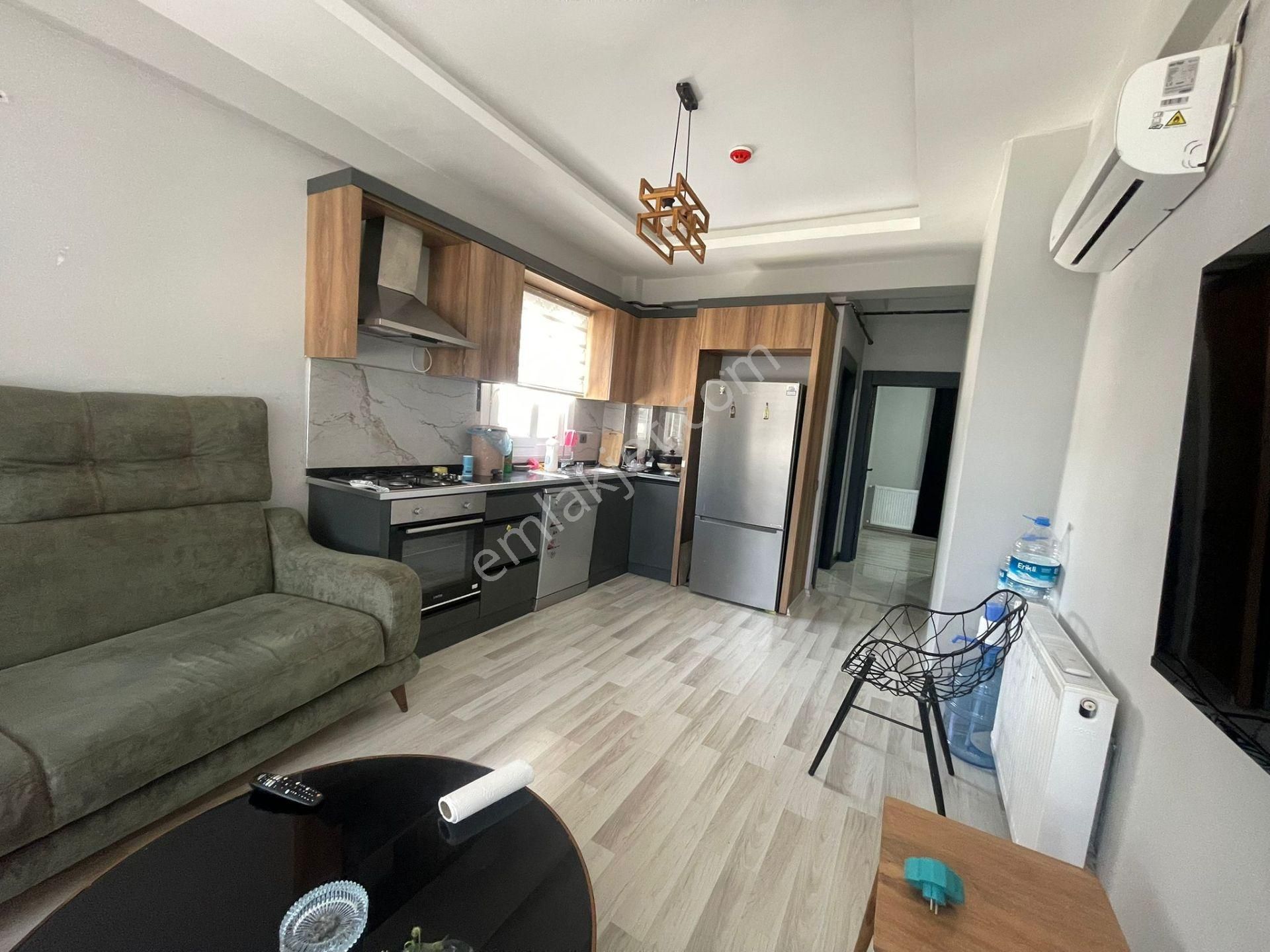 Karınca'dan Deniz Mh'de Havuzlu Eşyalı Site İçi Satılık 2+1 !