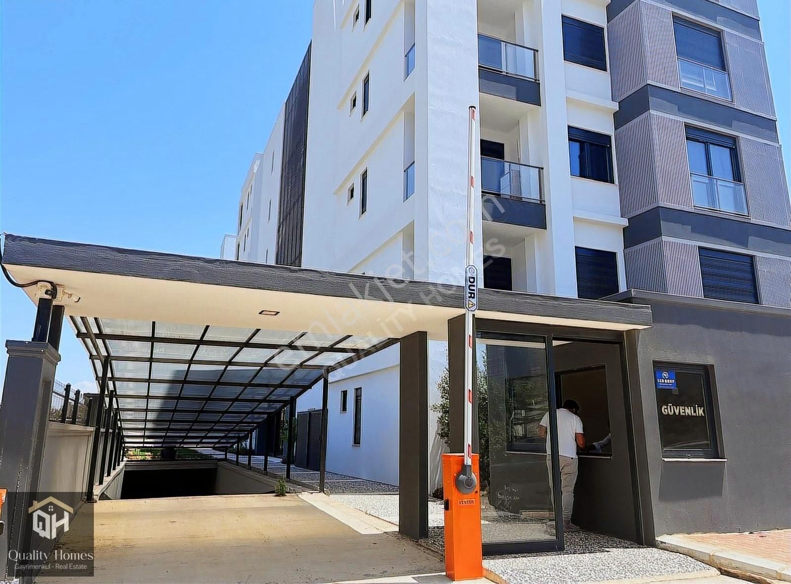 Aksu Altıntaş'ta 1+1 Satılık Daire