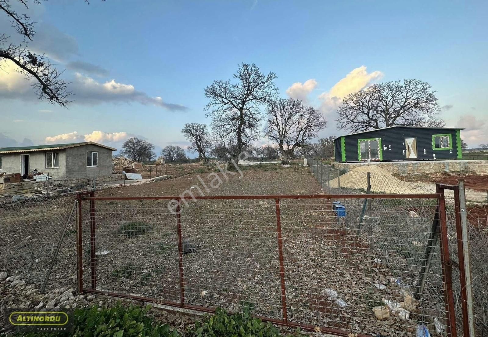 Merkeze 25dk Mesafede Doğa İle İç İçe Satılık Arazi