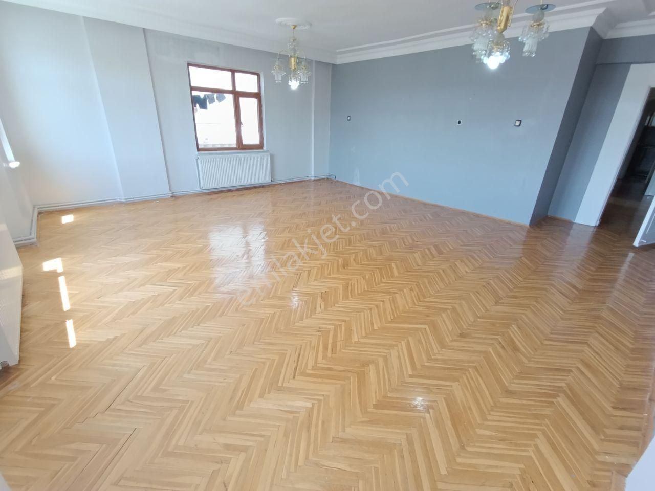 Mountaın Gayrimenkul'den Taşınmaya Hazır Kantar Kavşağında 3+1 Satılık Daire
