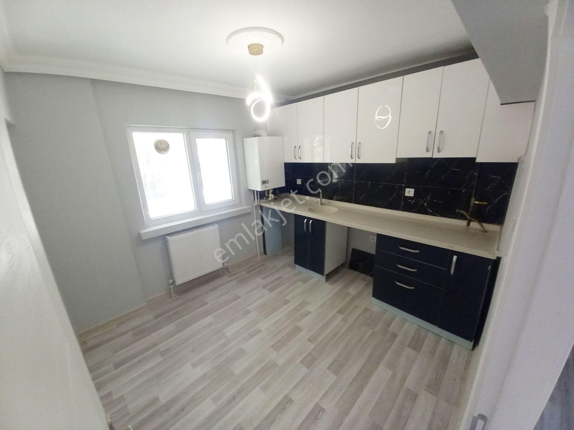 Sincan Da Selçuklu Mahallesin De Uygun Fiyata 3+1 Yapılı Daire