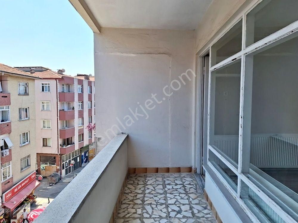 Adapazarı Merkezde Kiralık 3+1 Daire - Görsel 5